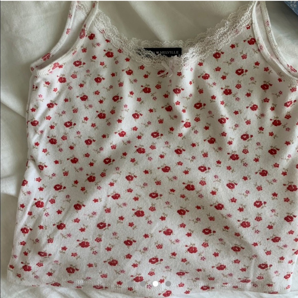 Brandy Melville rare floral skylar tank top